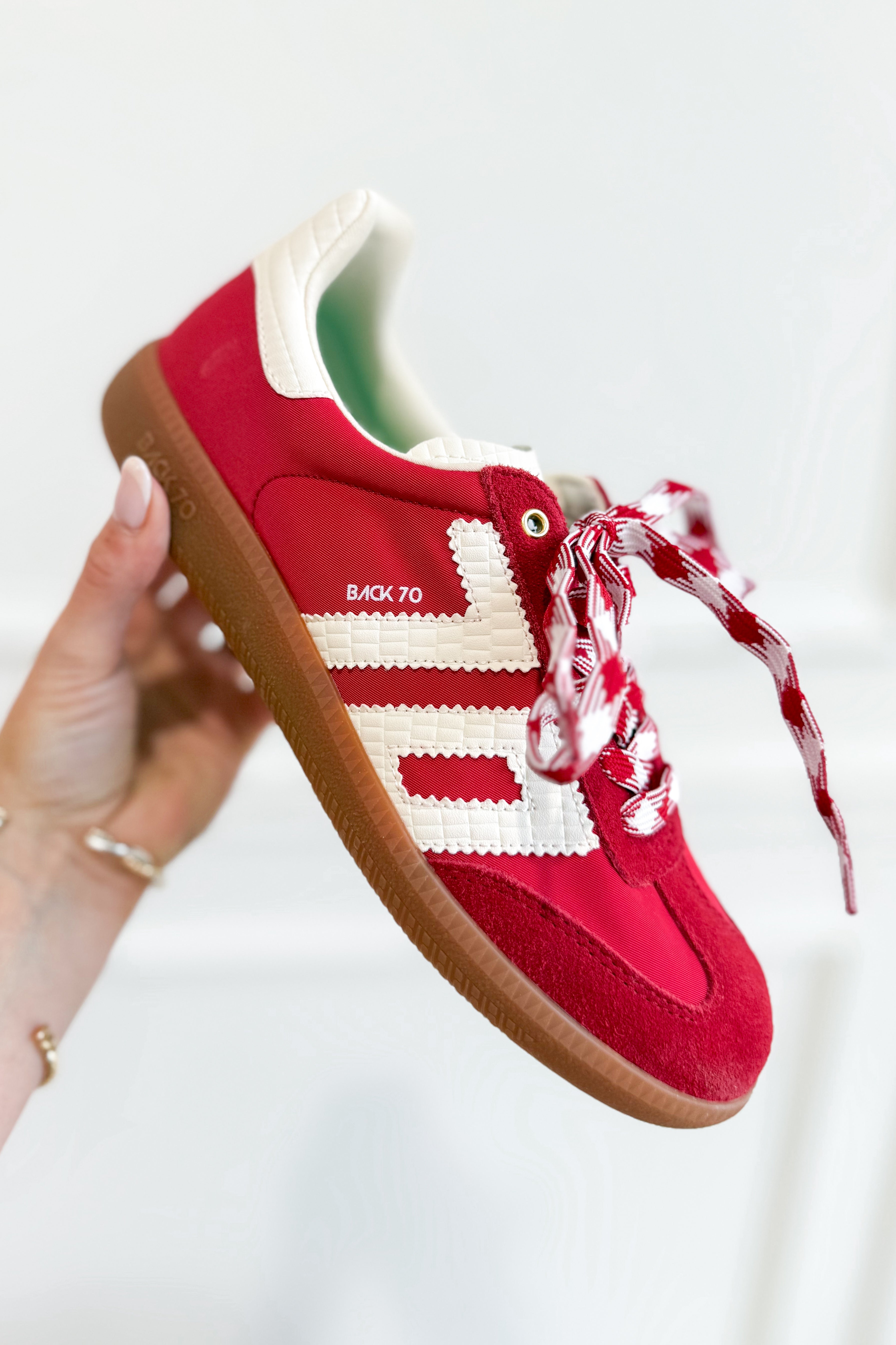 BACK70 Ghost Sneakers in Red Milk - Coremarkets