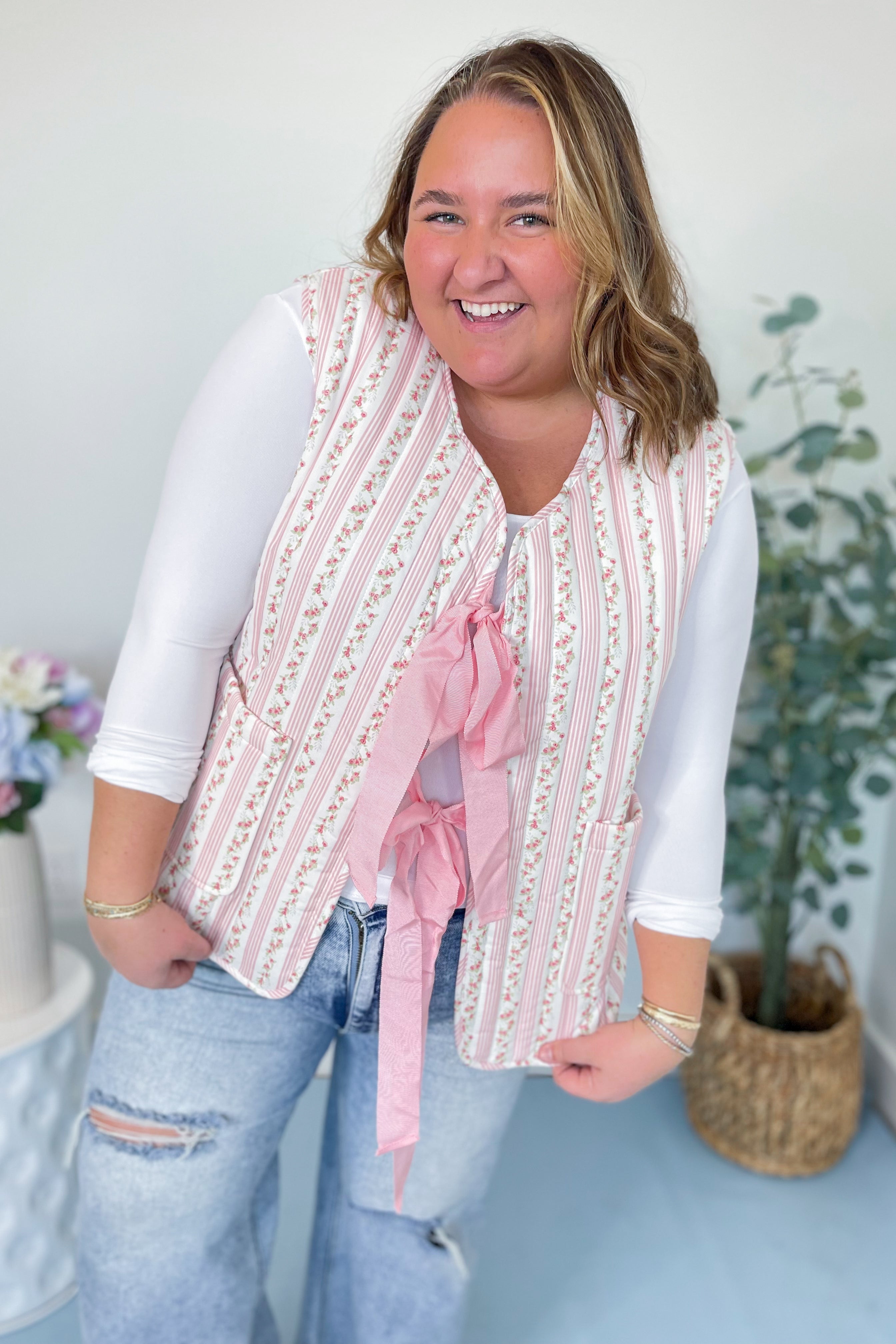 Evelynn Floral Tie Front Vest - Coremarkets