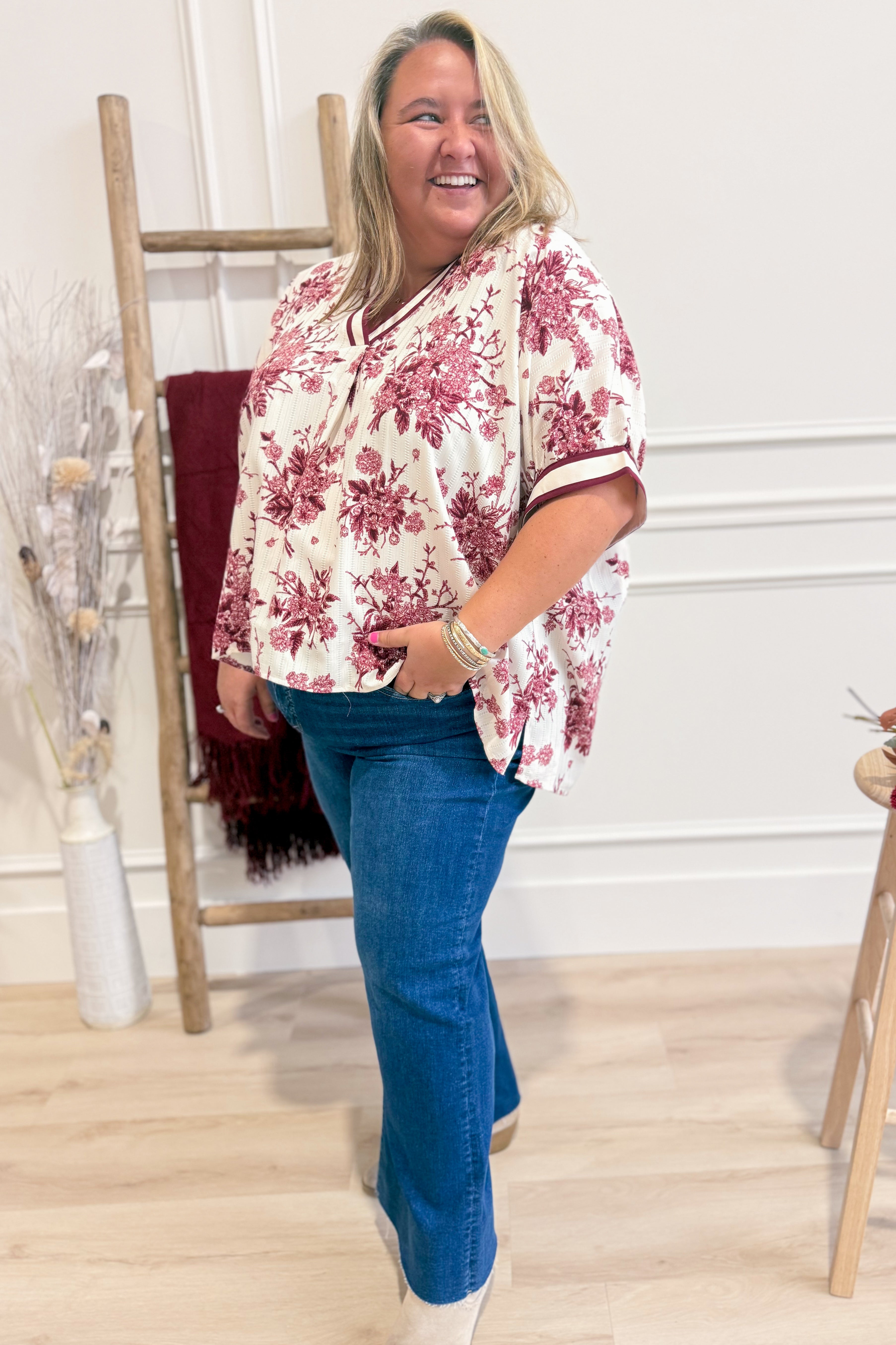 Taylor Floral Split Neck Top - Coremarkets