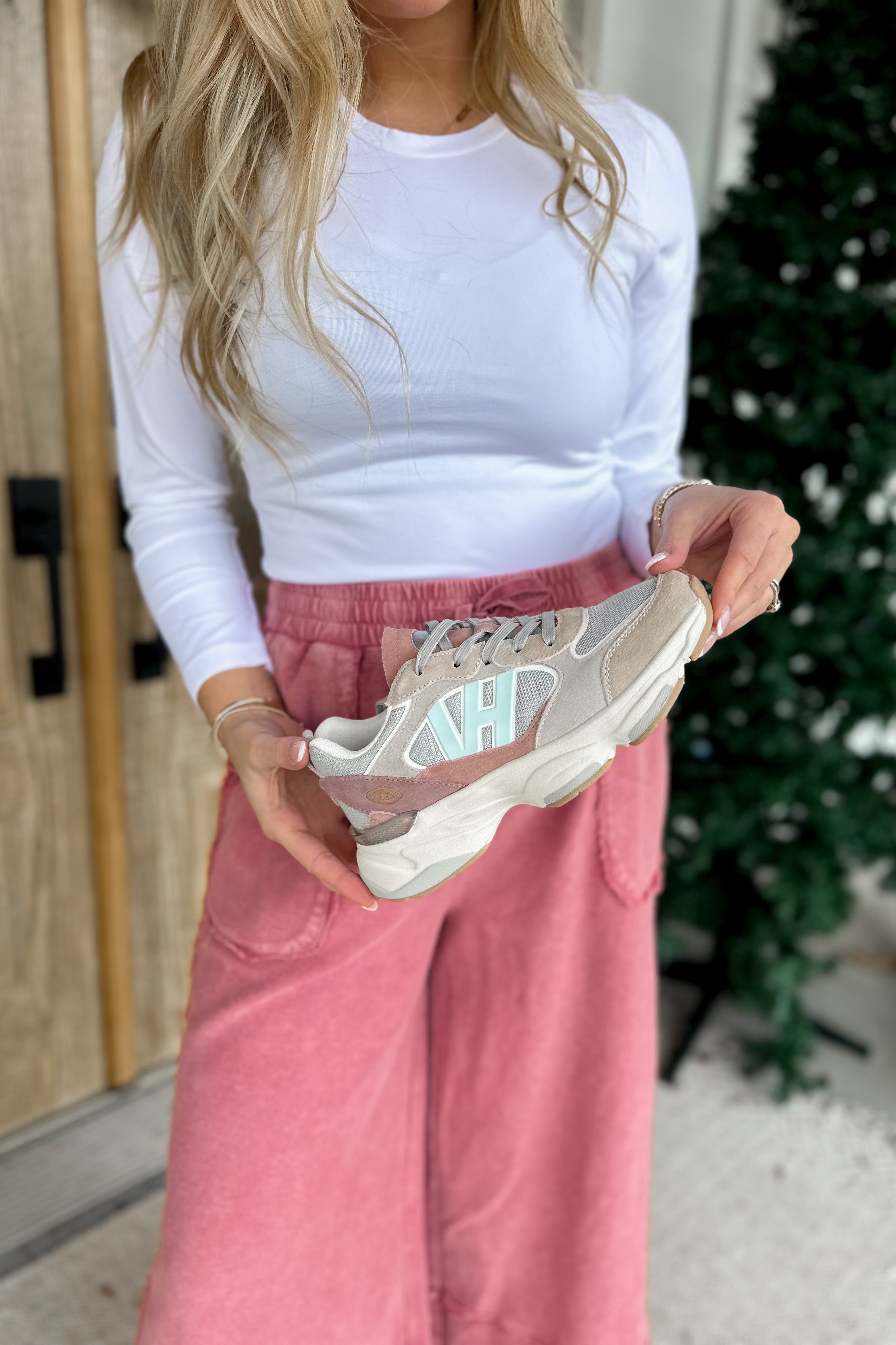 Vintage Havana Dash 8 Running Sneakers - Coremarkets