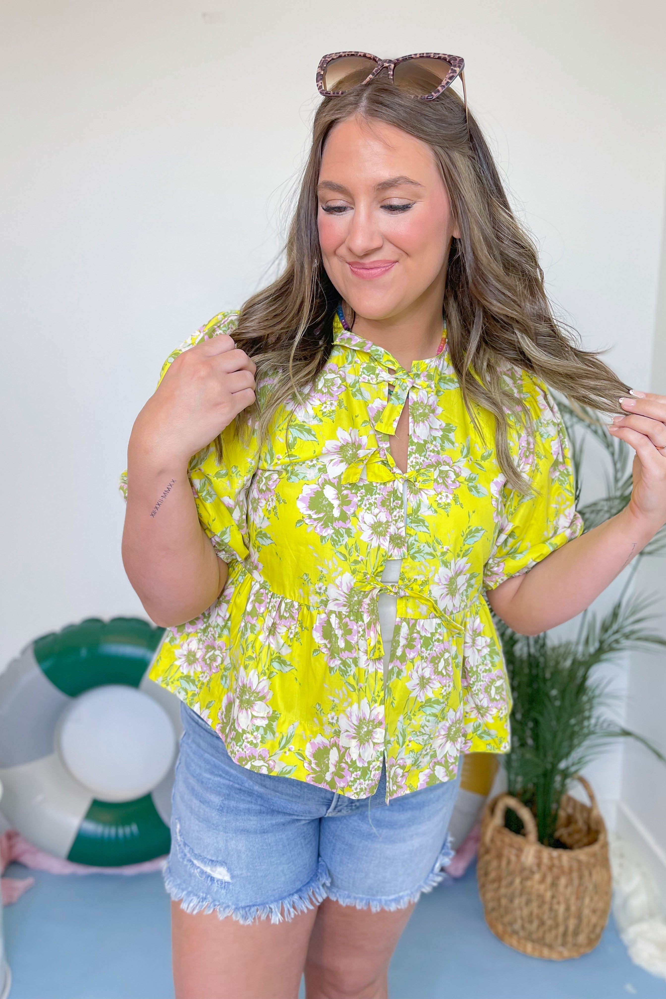 Olivia Floral Front Tie Detailed Top - Coremarkets