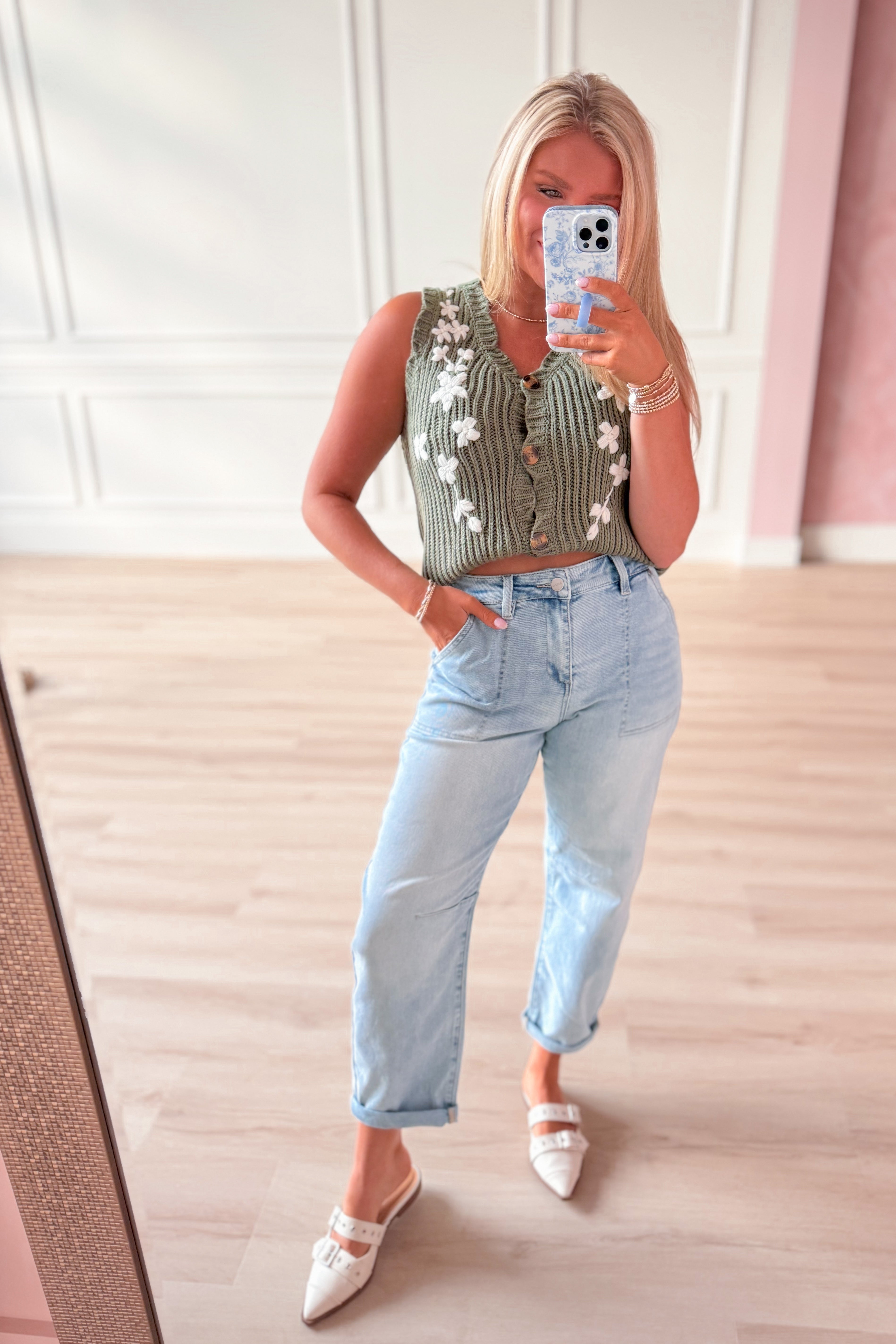 Linda Flower Knit Sweater Vest - Coremarkets