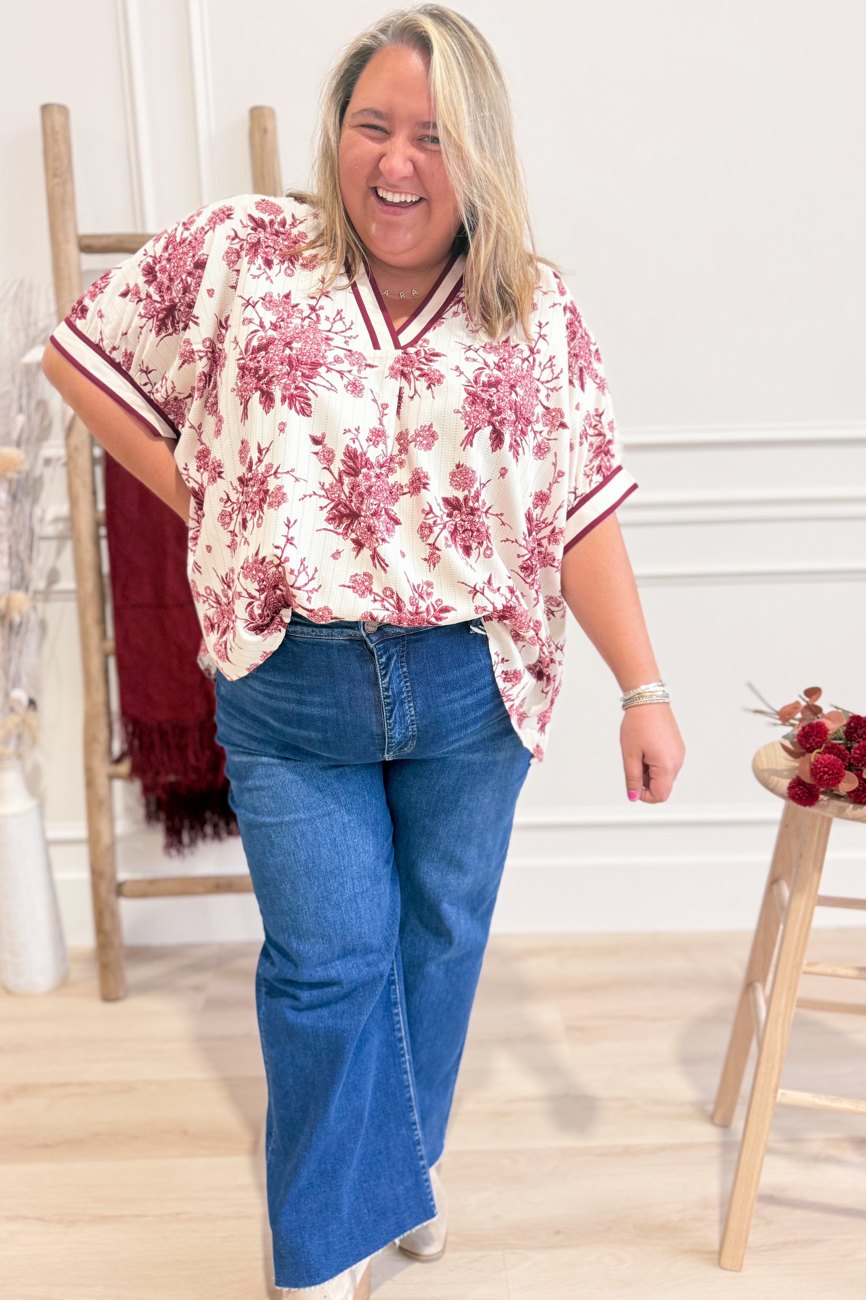 Taylor Floral Split Neck Top - Coremarkets