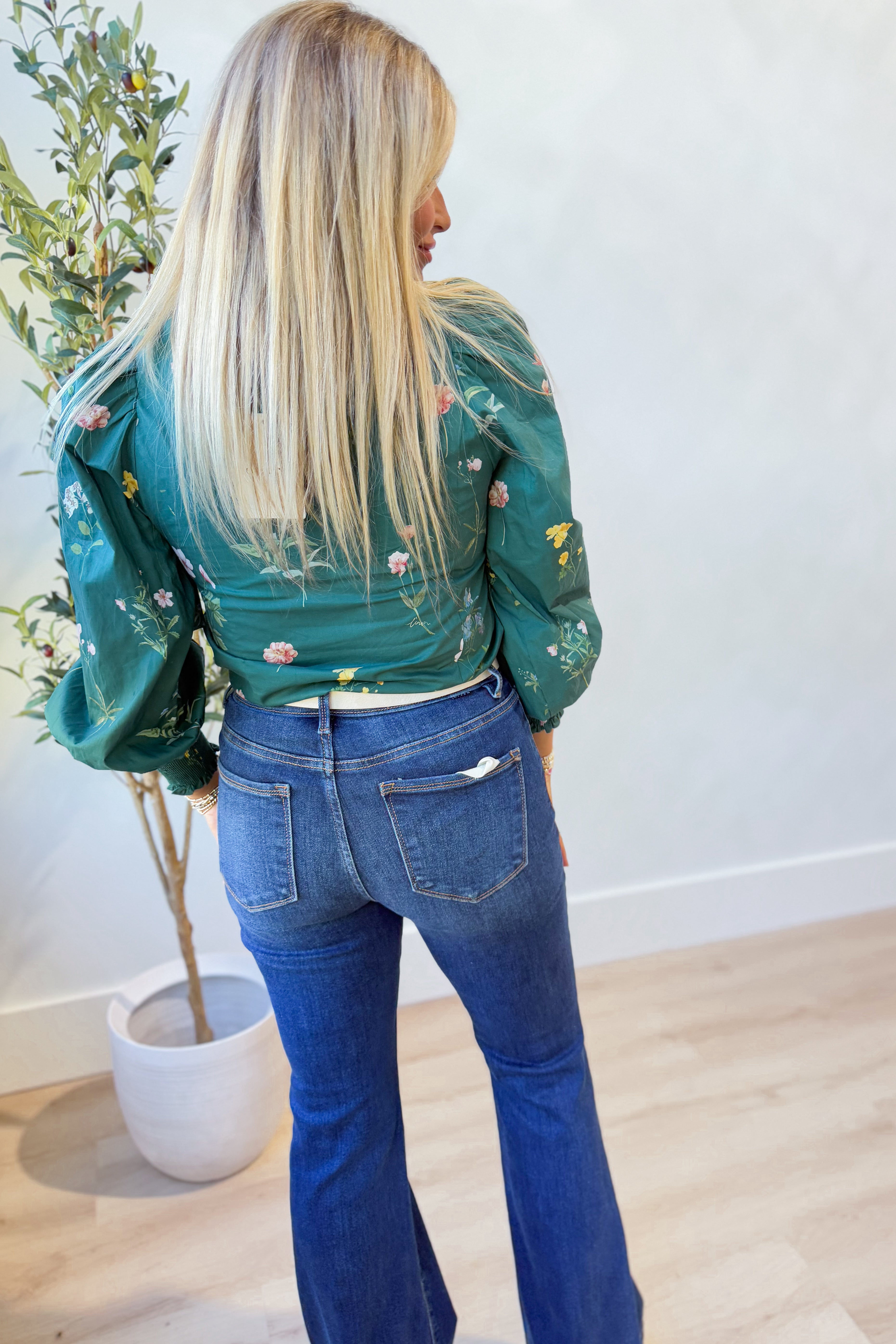 Tracey Floral Ruffle Accent Blouse - Coremarkets