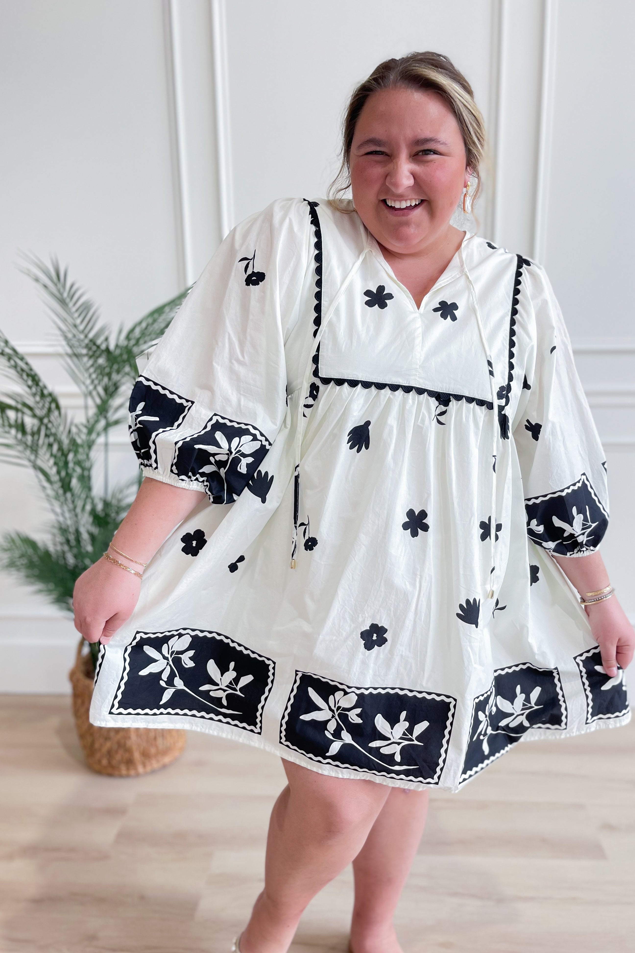 Lyla Floral Stenciled Scalloped Dress - Coremarkets