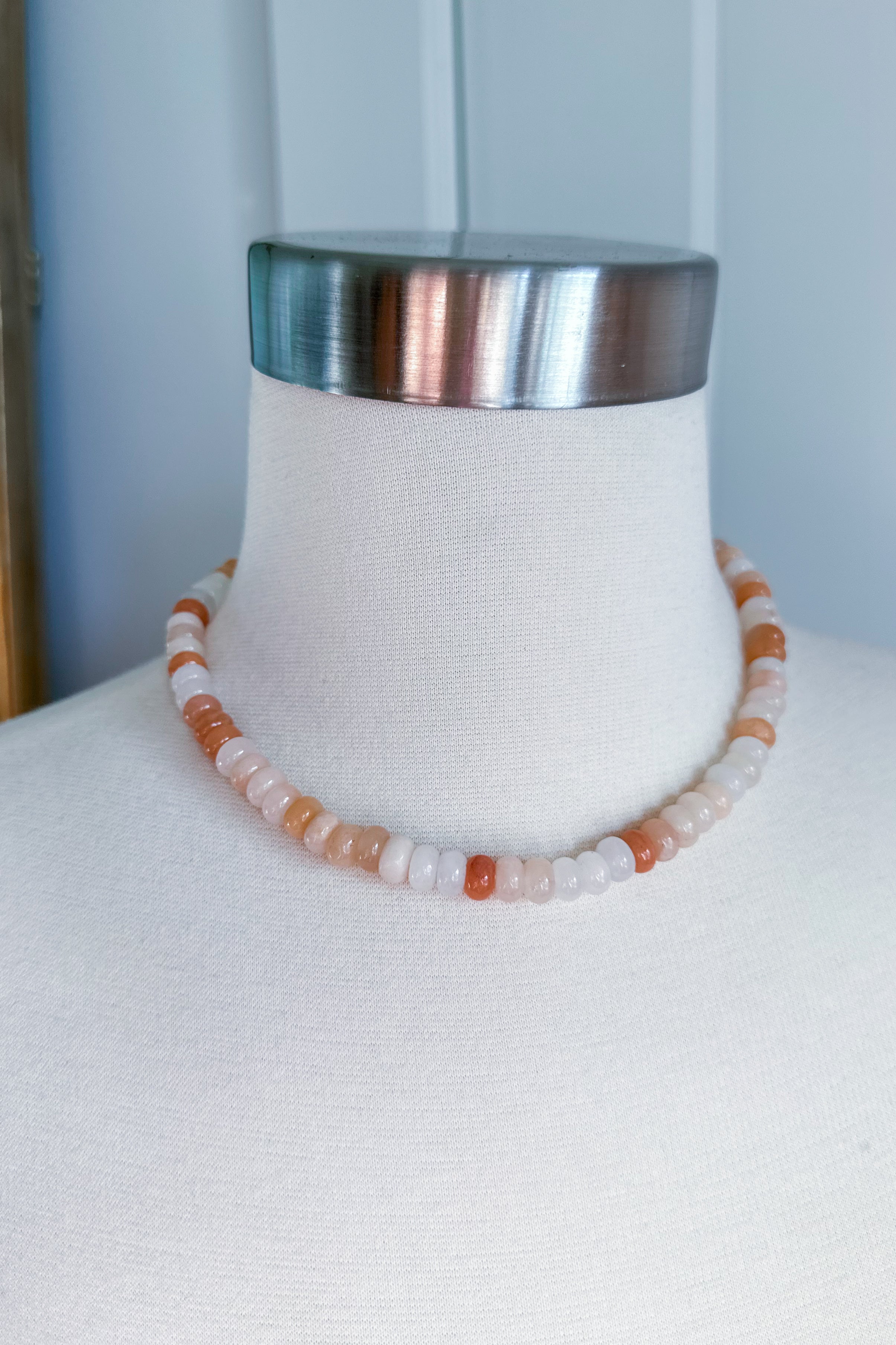 TREASURE JEWELS Neutral Gemstone - Coremarkets