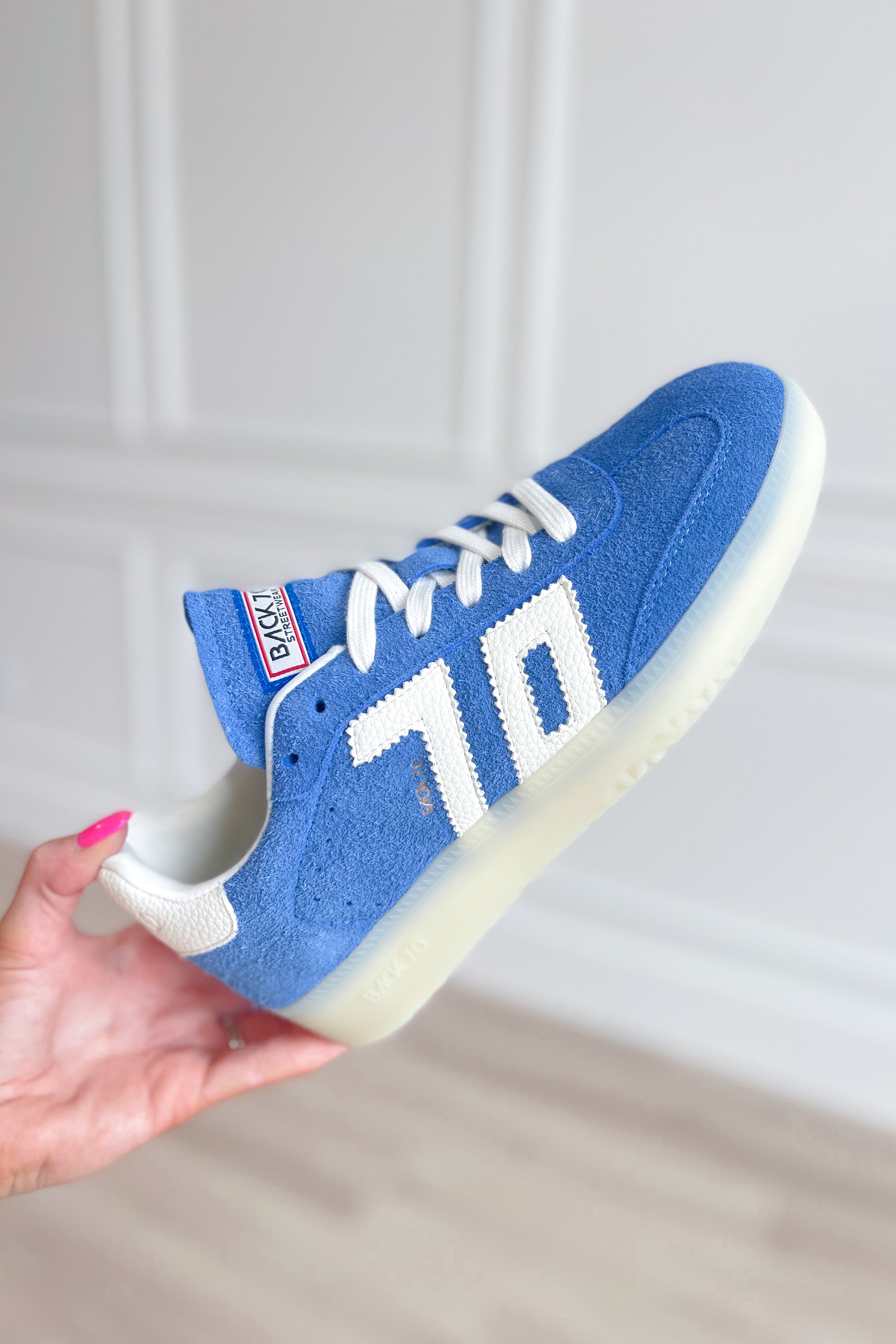 BACK70 Boston 2505 Sneaker in Blue - Coremarkets