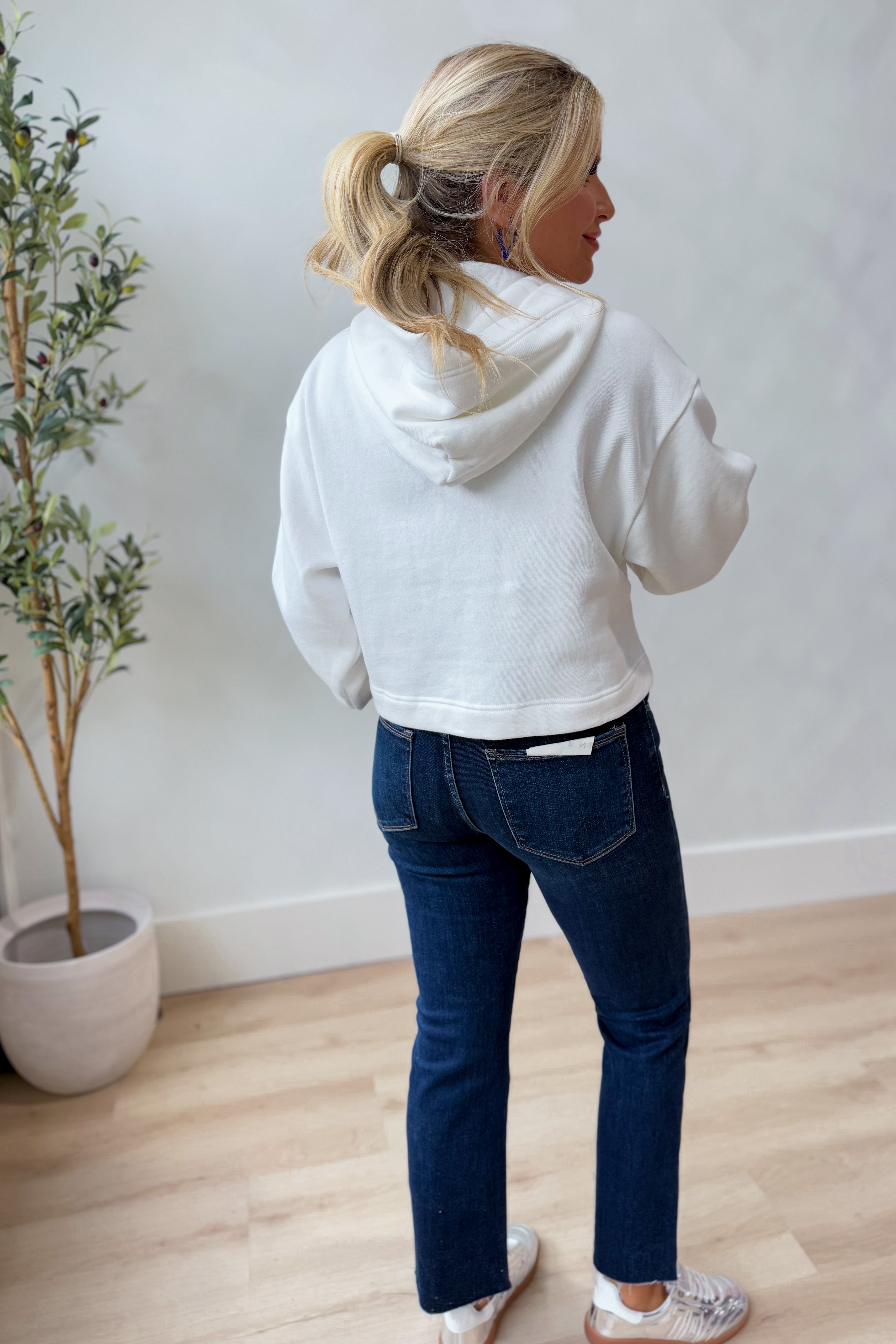 GameDay Social Kentucky Layer Patch Luxe Cropped Hoodie Sweatshirt - Coremarkets