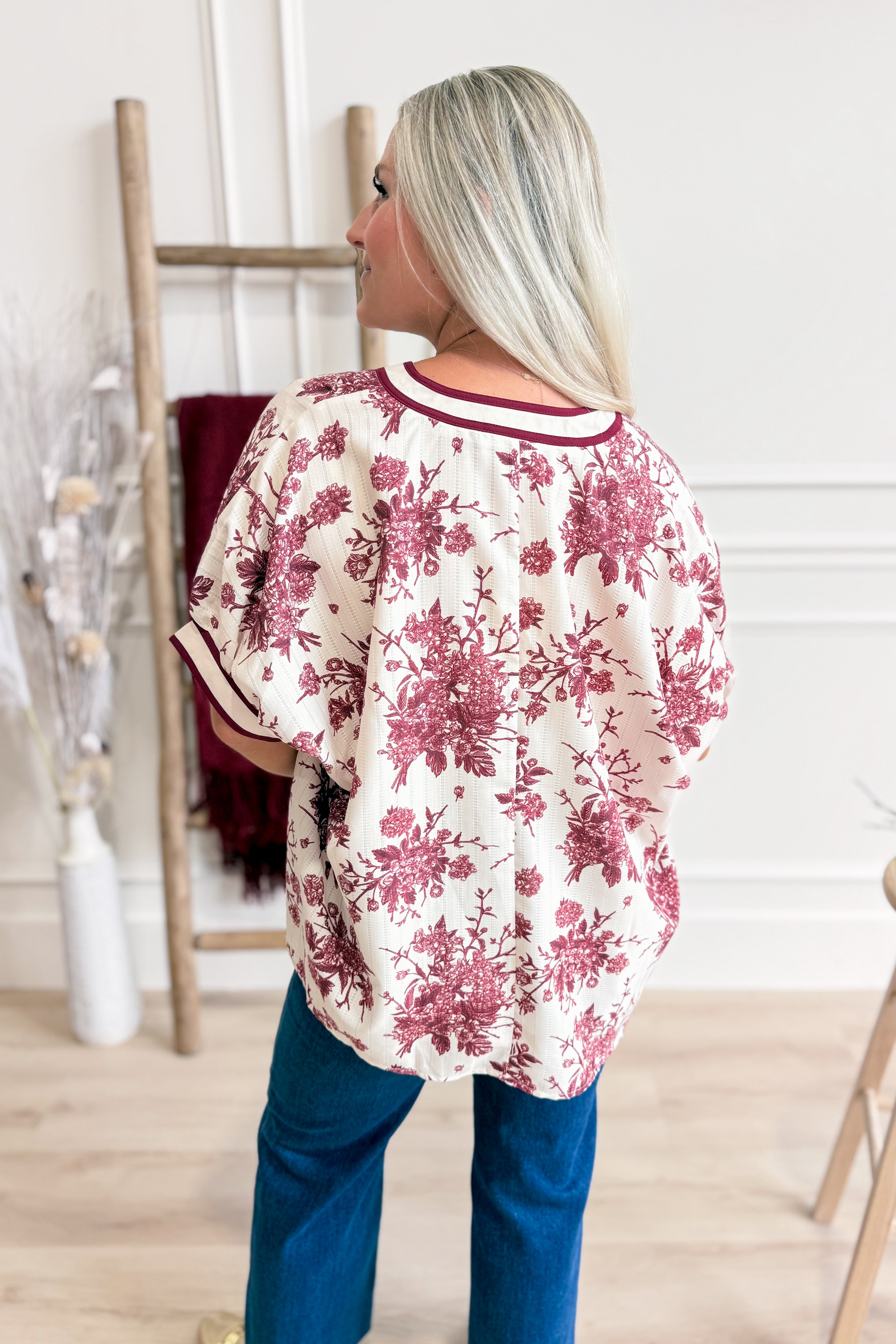 Taylor Floral Split Neck Top - Coremarkets