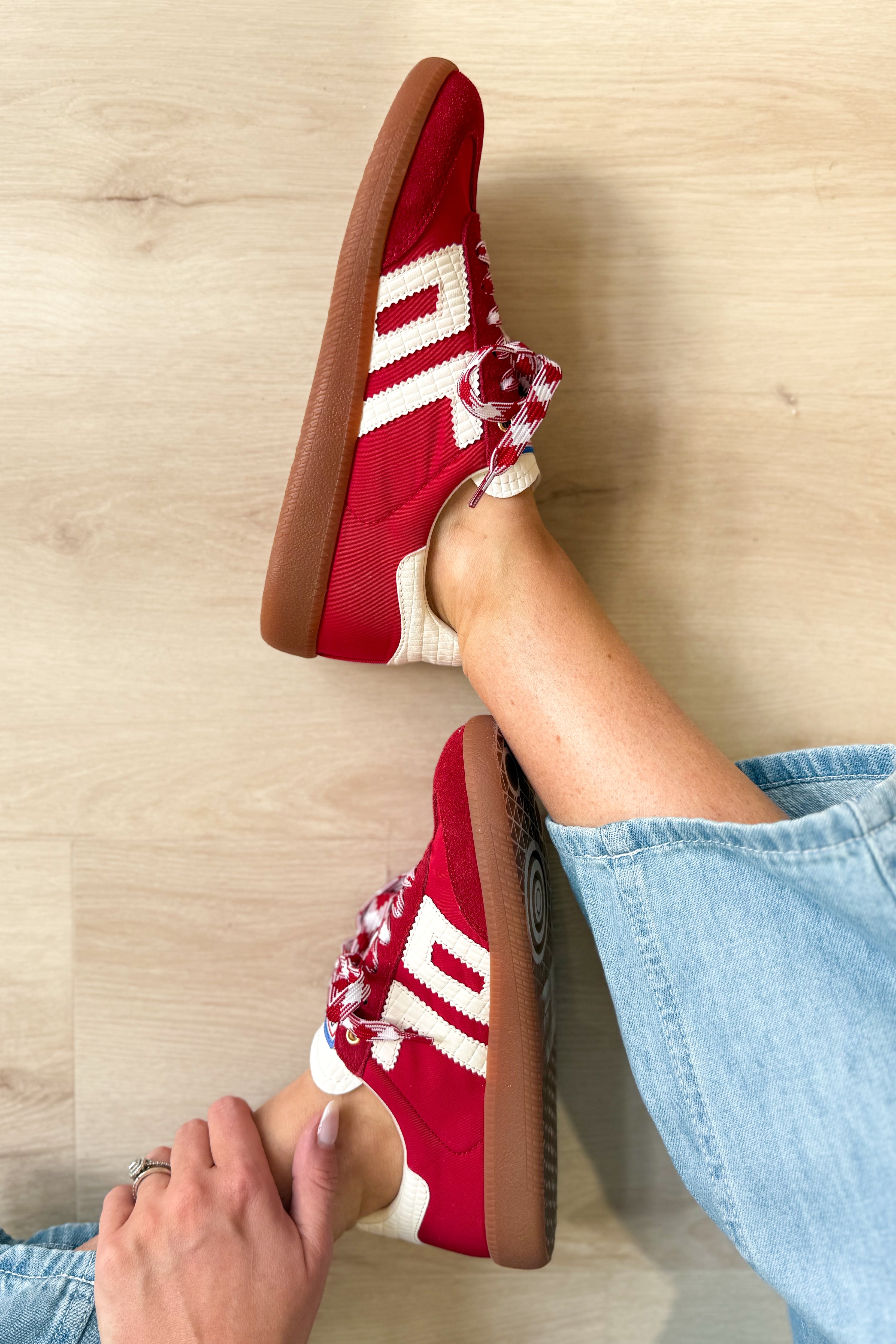 BACK70 Ghost Sneakers in Red Milk - Coremarkets