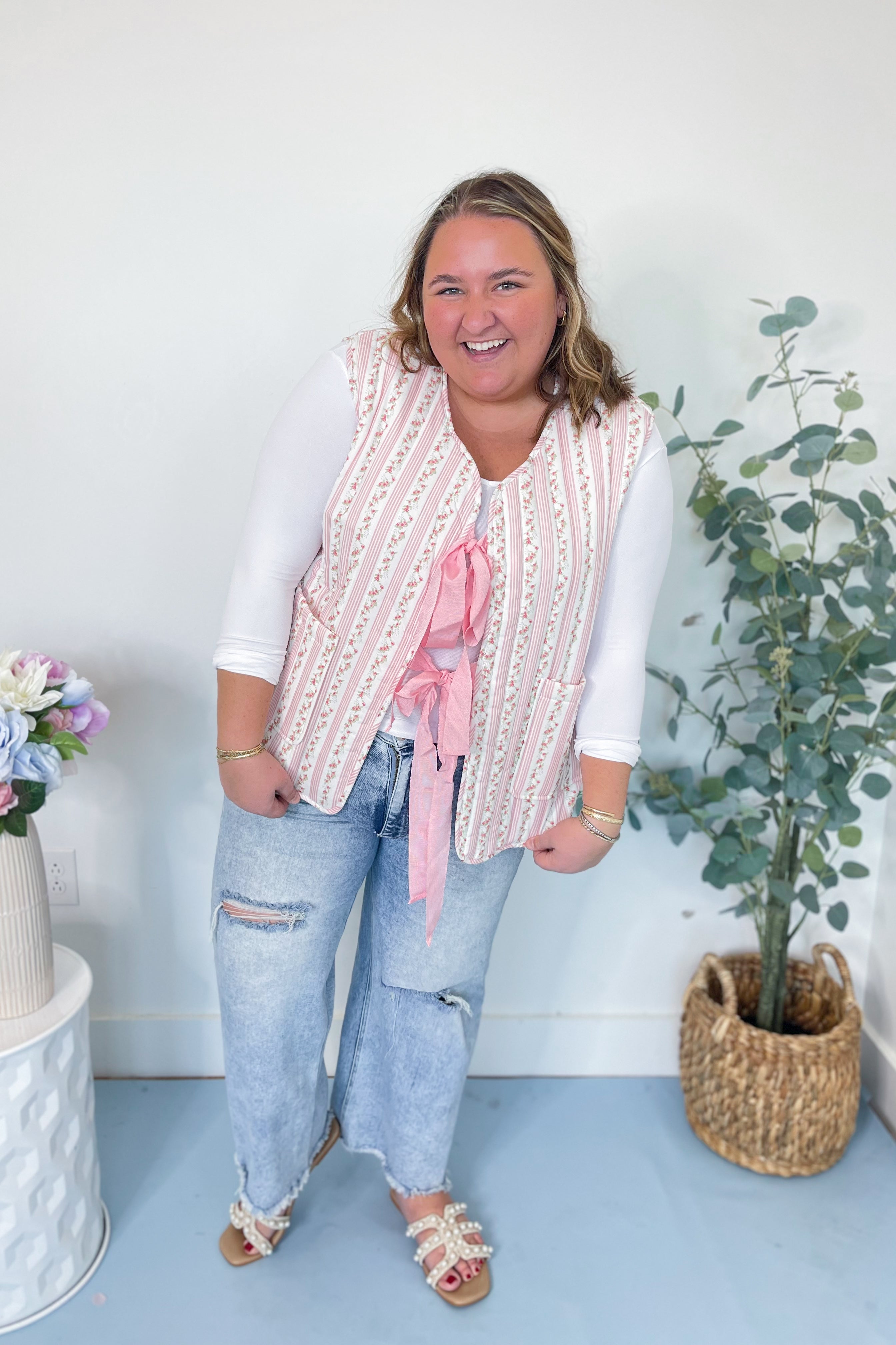 Evelynn Floral Tie Front Vest - Coremarkets