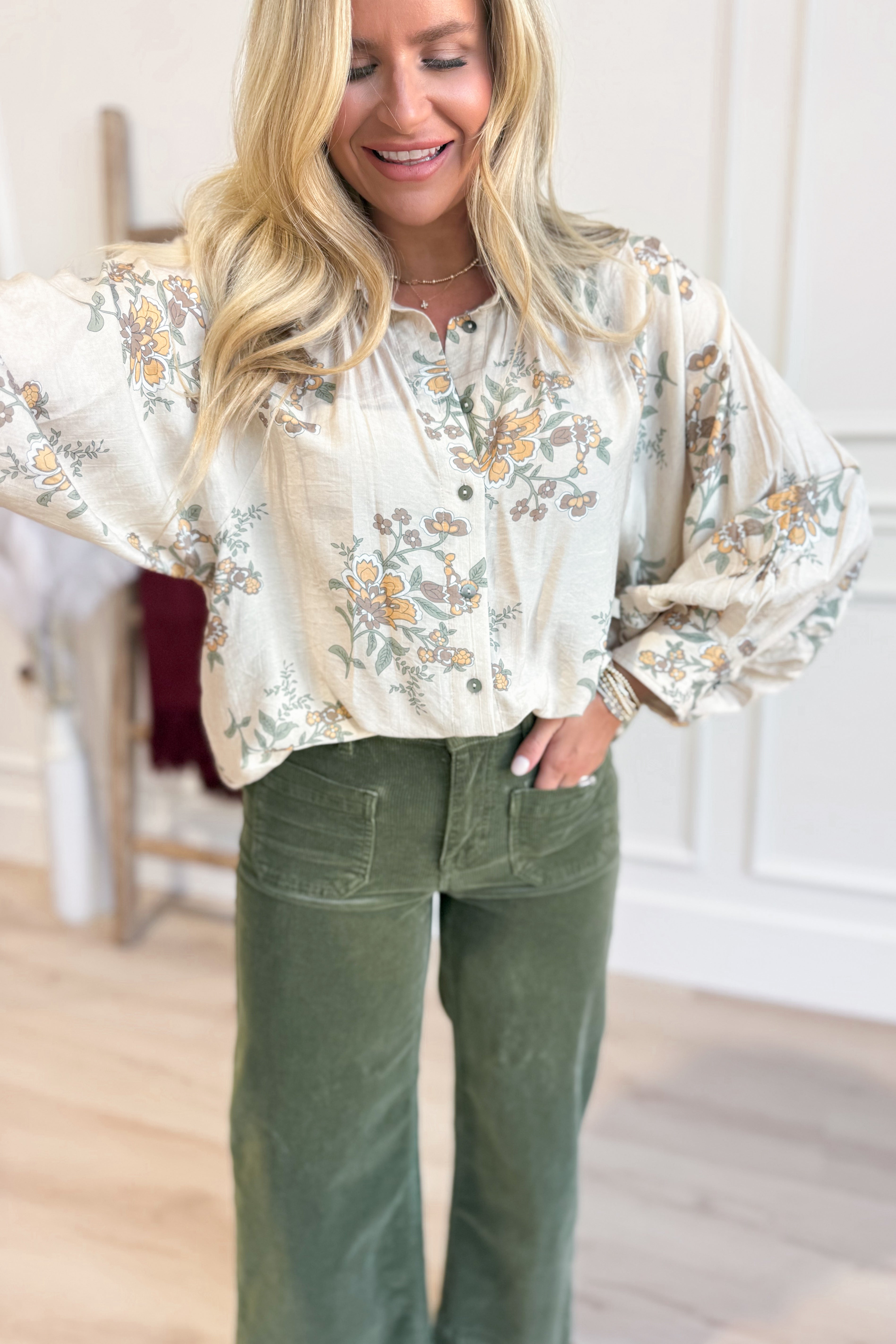 Candice Soft Pleated Floral Top - Coremarkets
