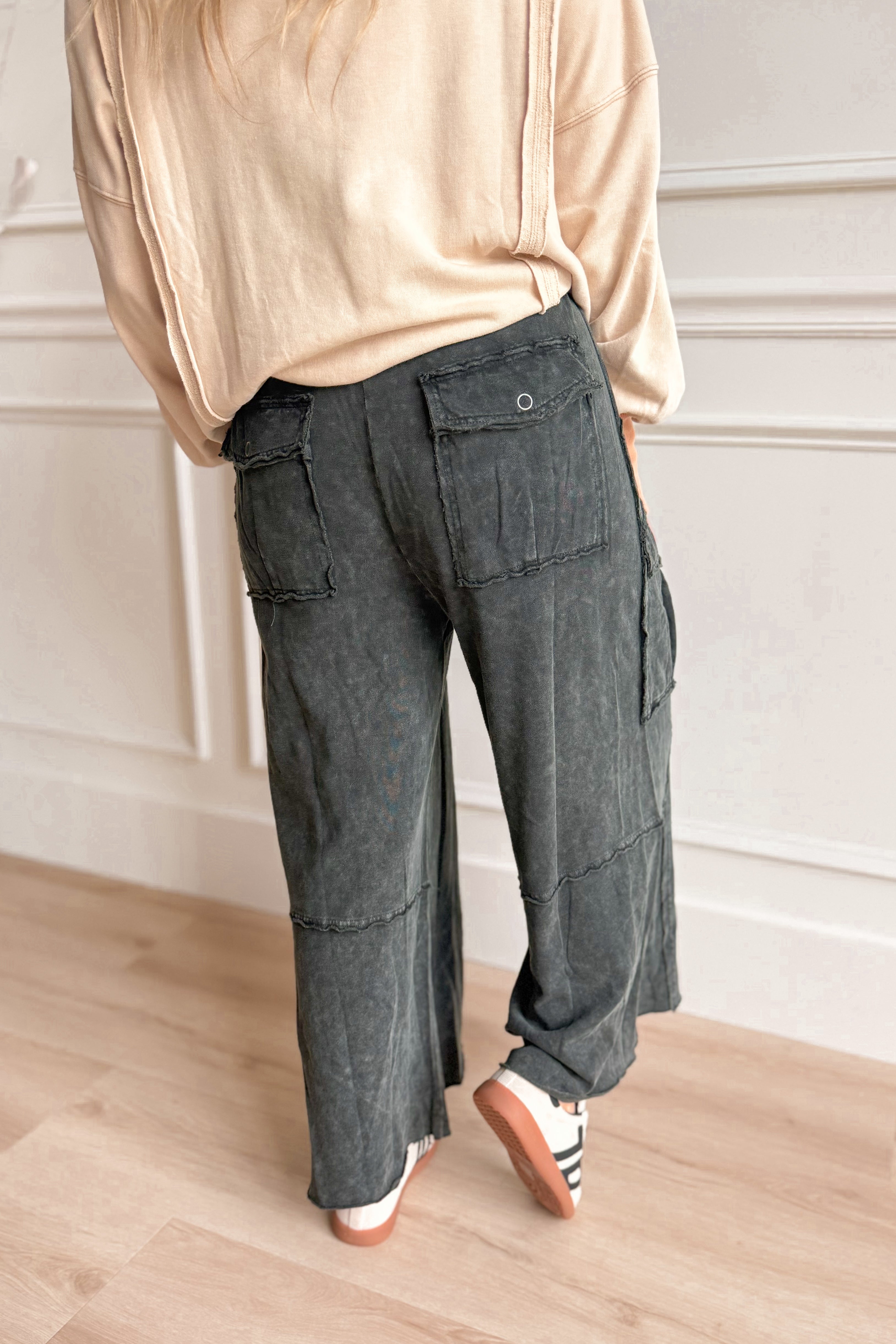 Mateo Mineral Washed Wide Leg Cargo Pants [S-3X] - Coremarkets