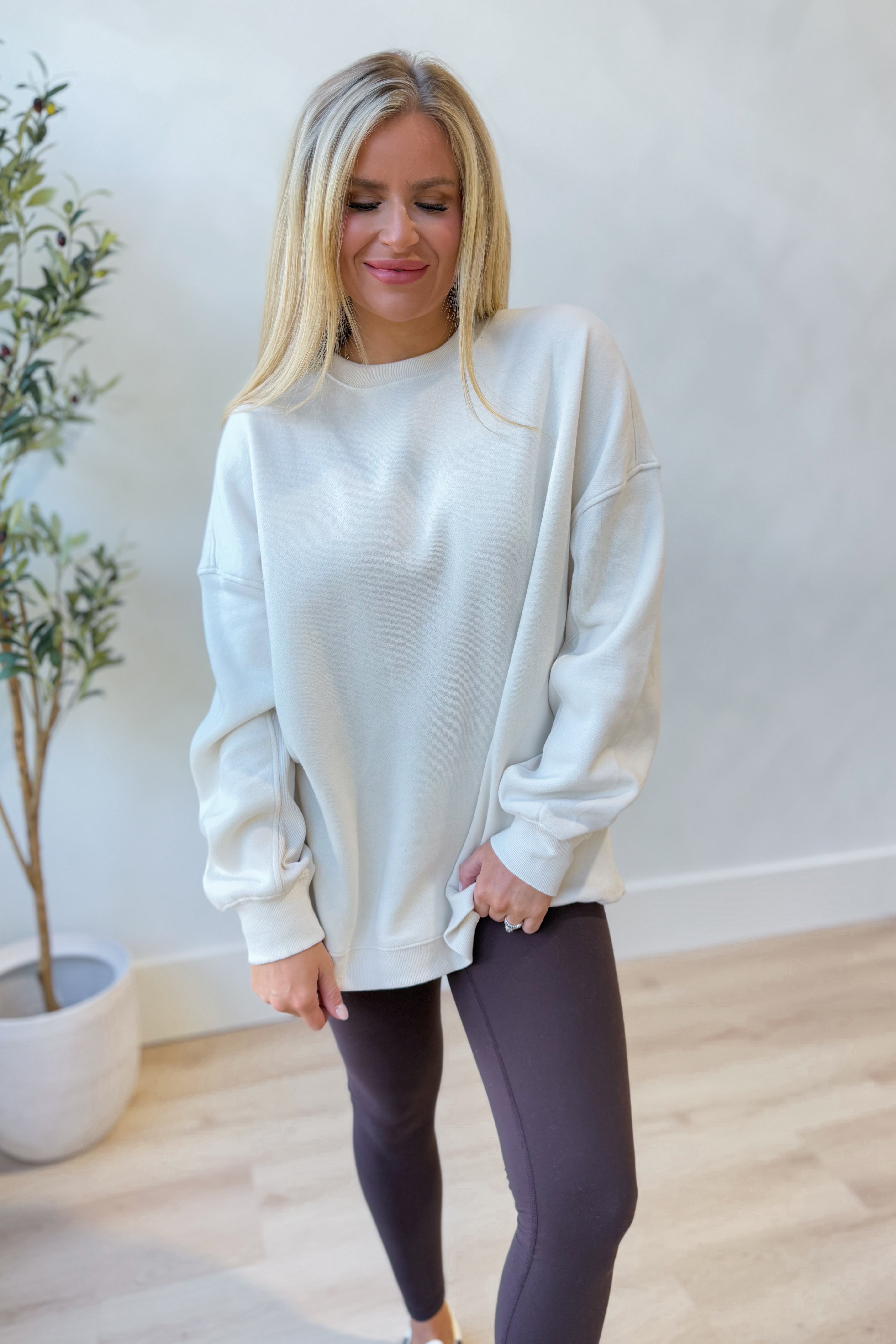 Valorie Oversized Sweatshirt - Coremarkets