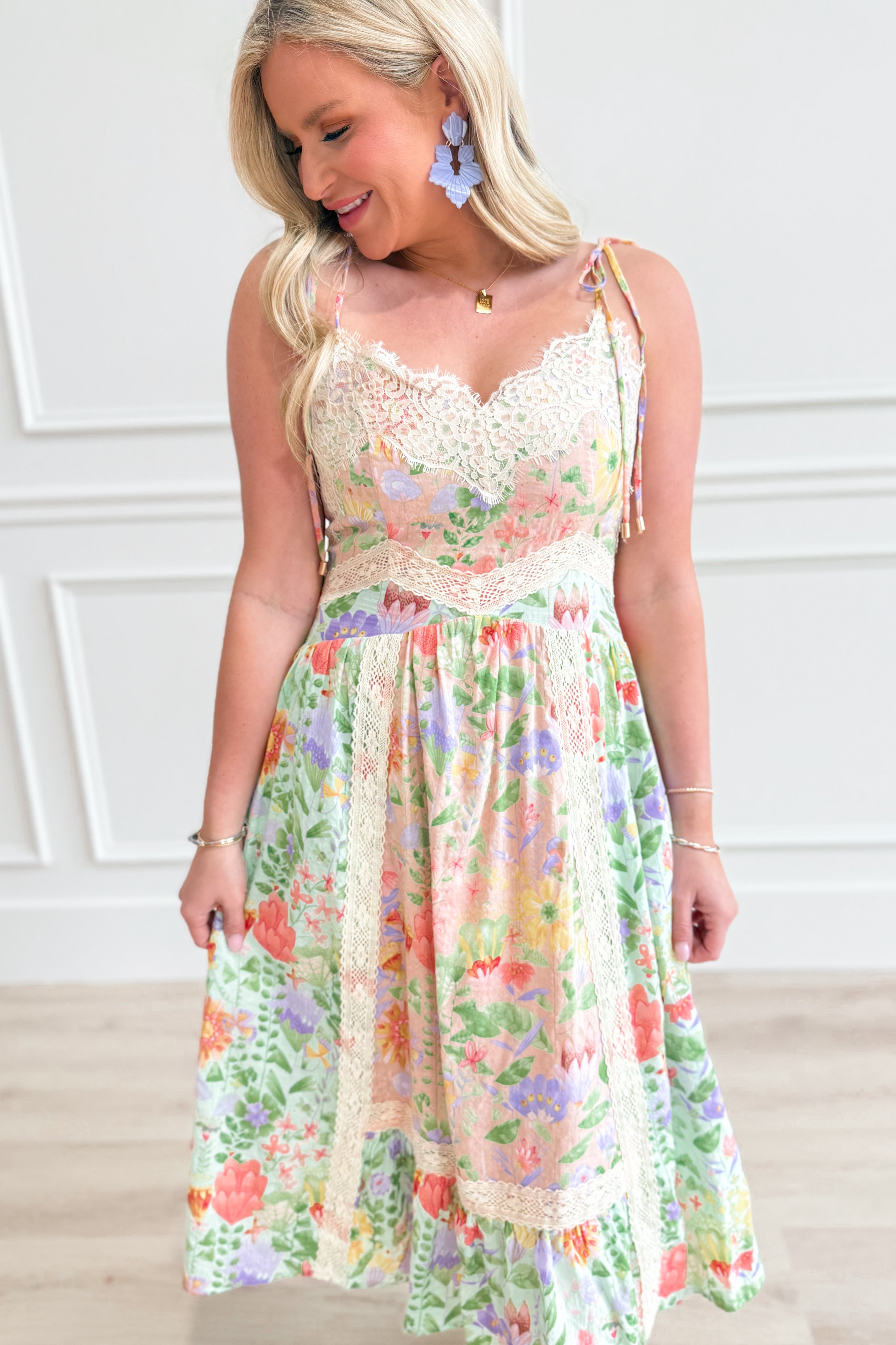 Gretta Garden Floral Midi Dress - Coremarkets