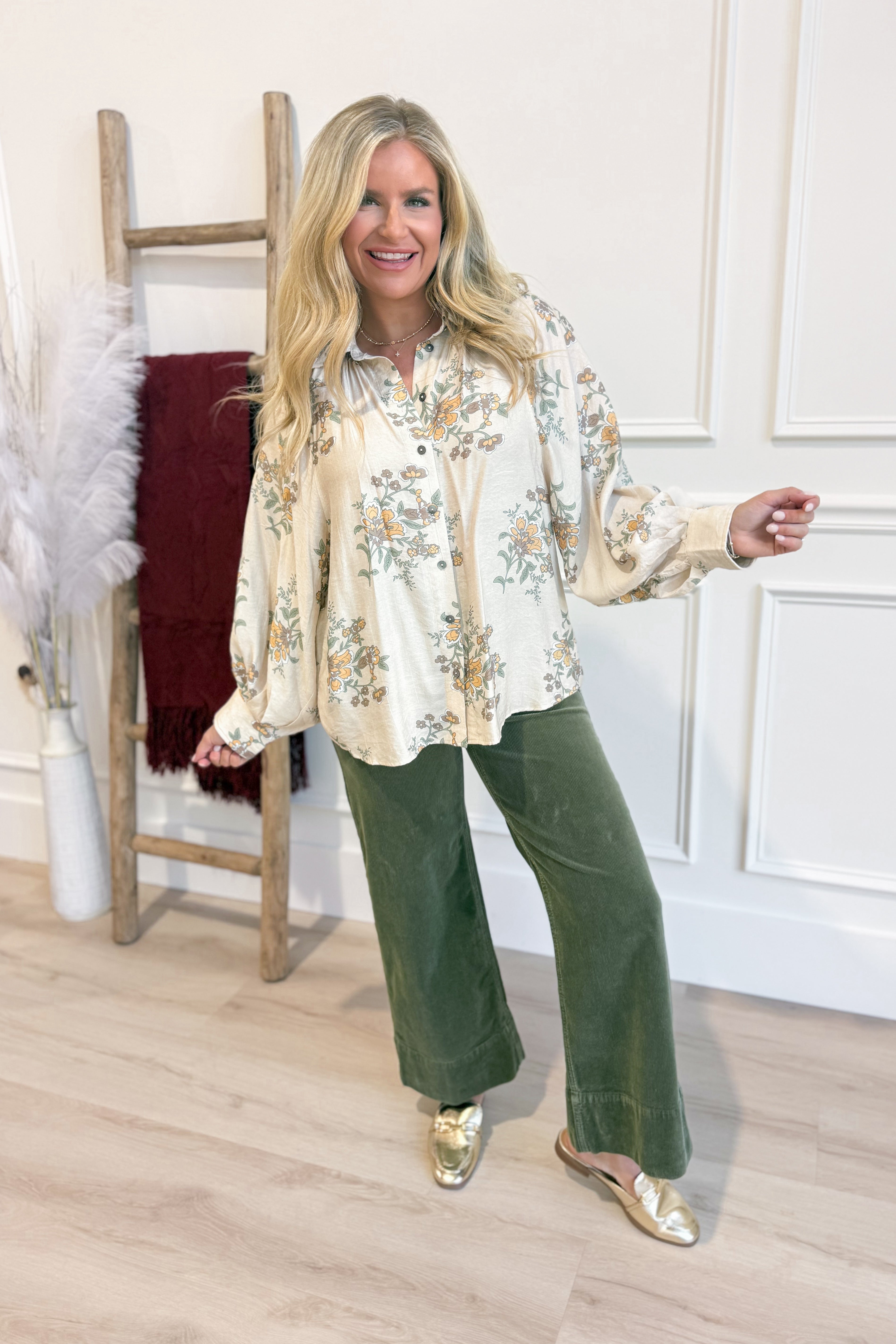 Candice Soft Pleated Floral Top - Coremarkets