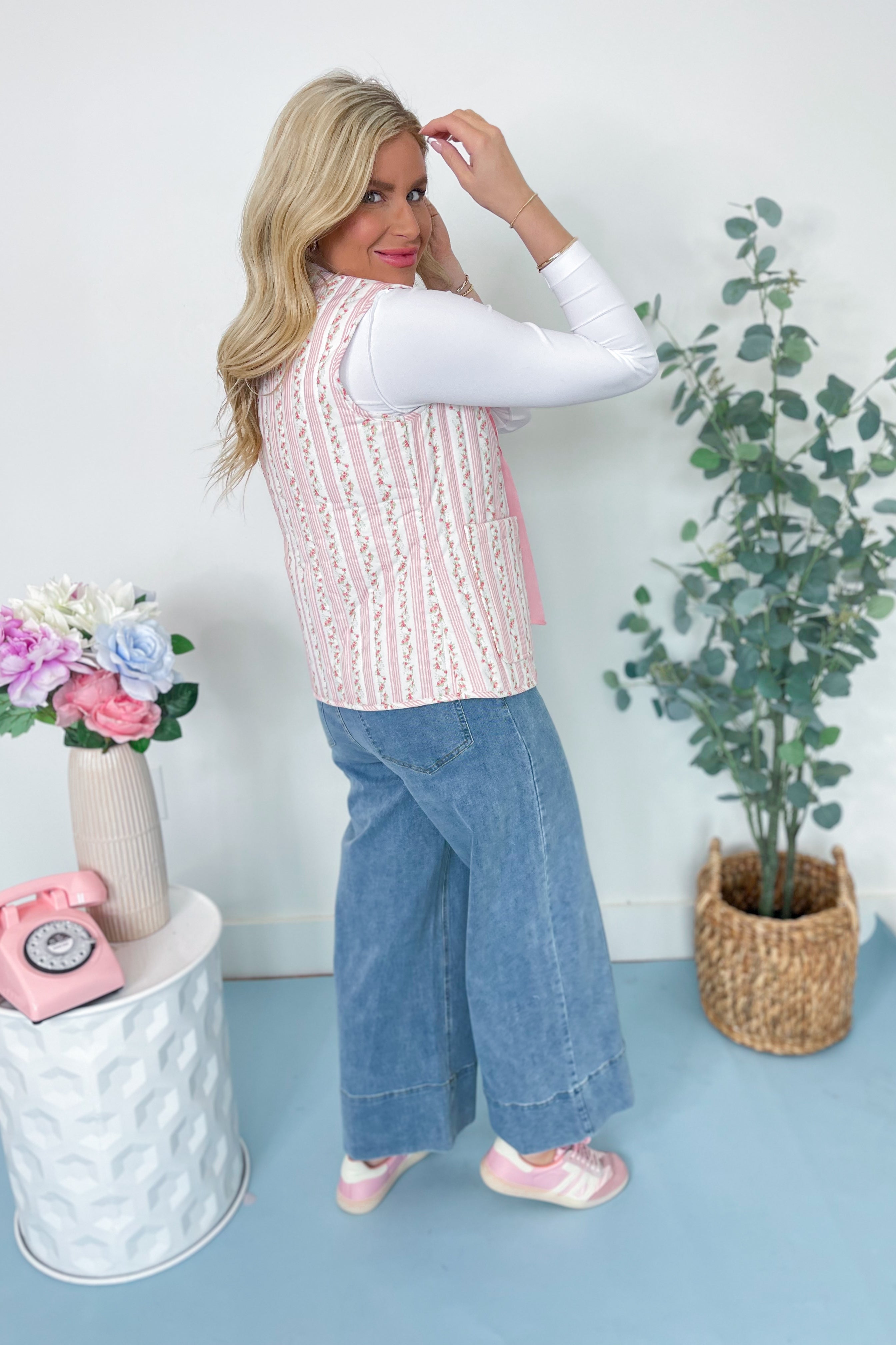 Evelynn Floral Tie Front Vest - Coremarkets