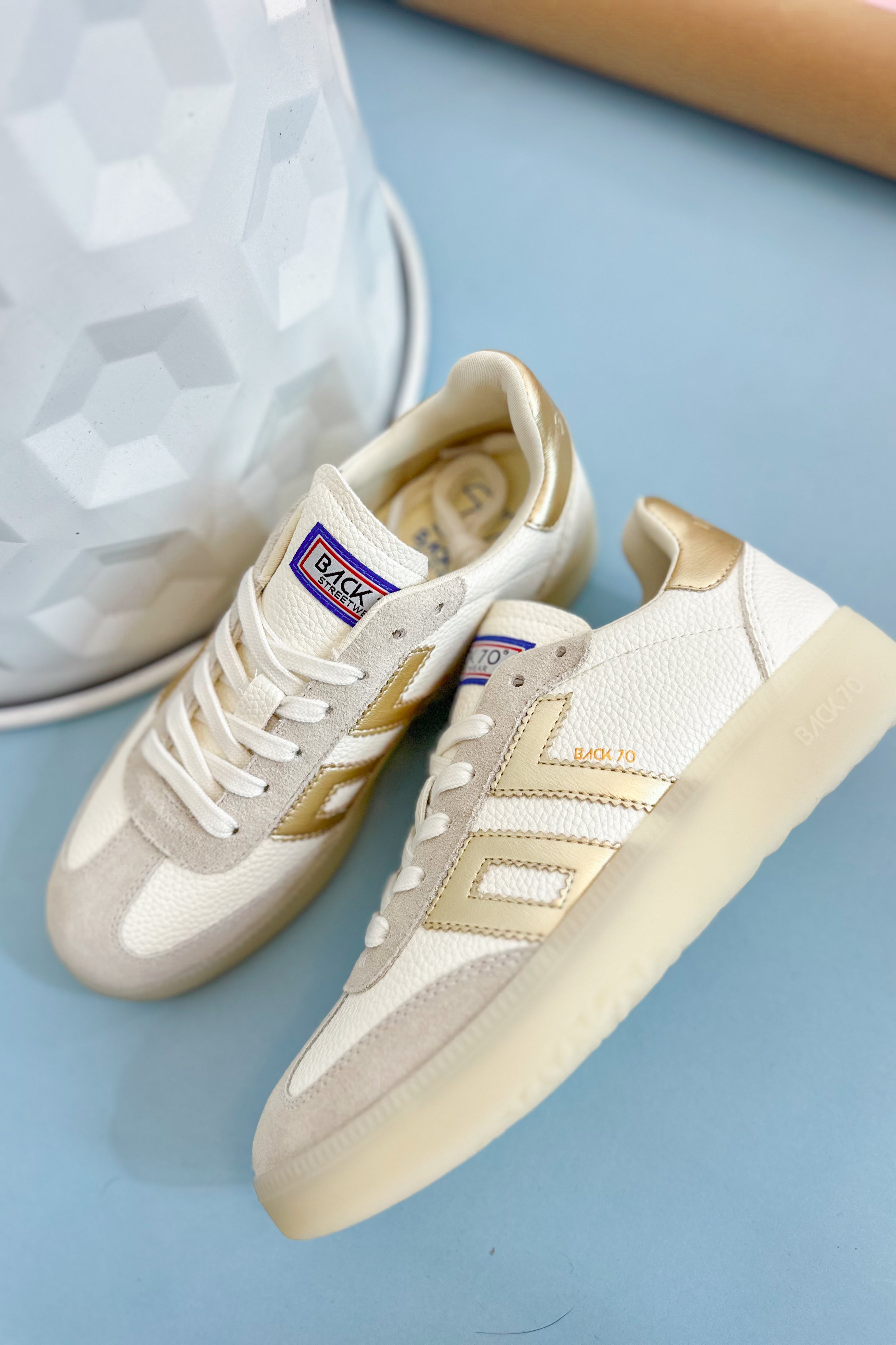 BACK70 Boston 2502 Sneaker in Gold - Coremarkets