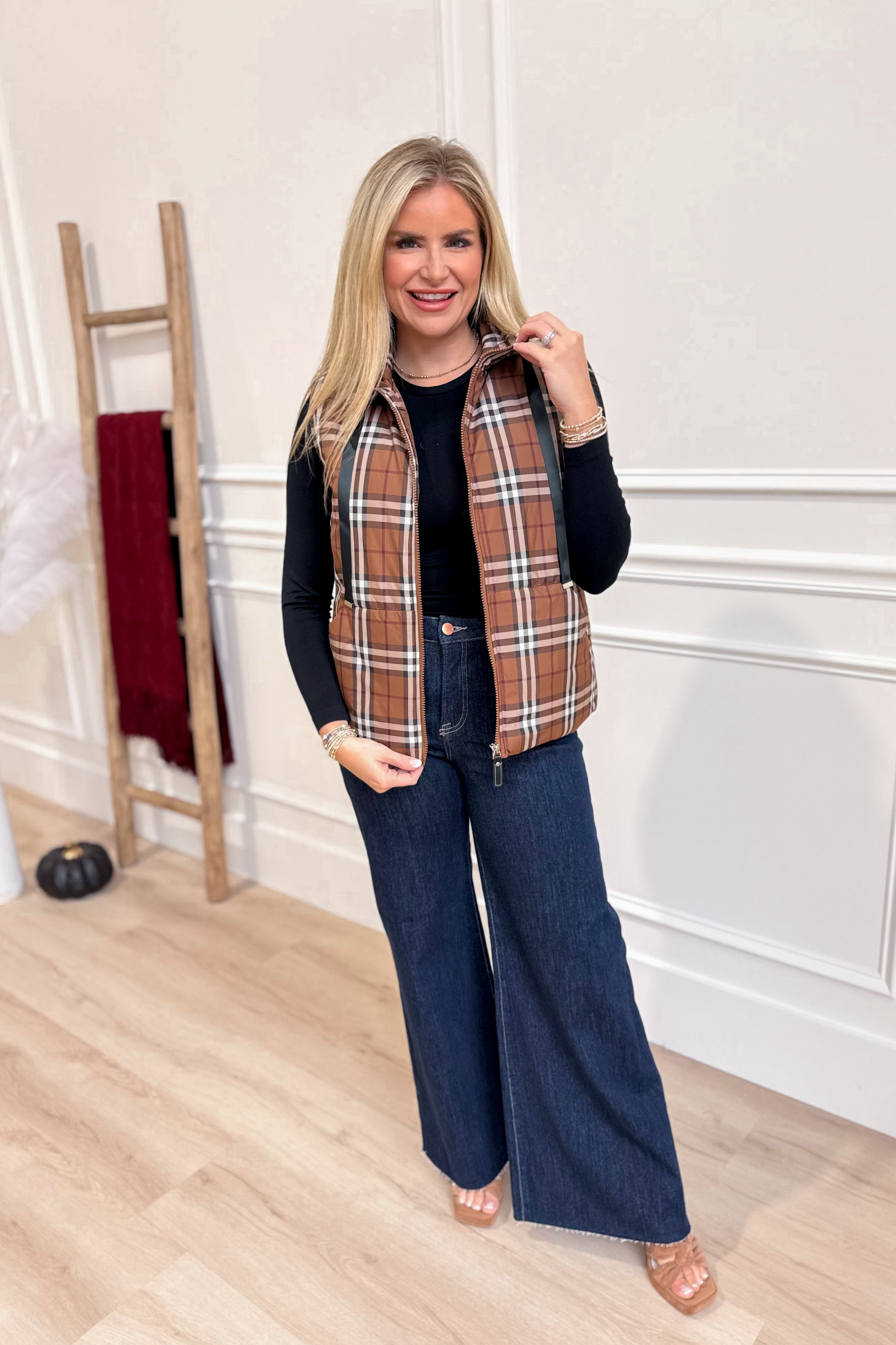 Holly Plaid Front Zip Up Vest - Coremarkets