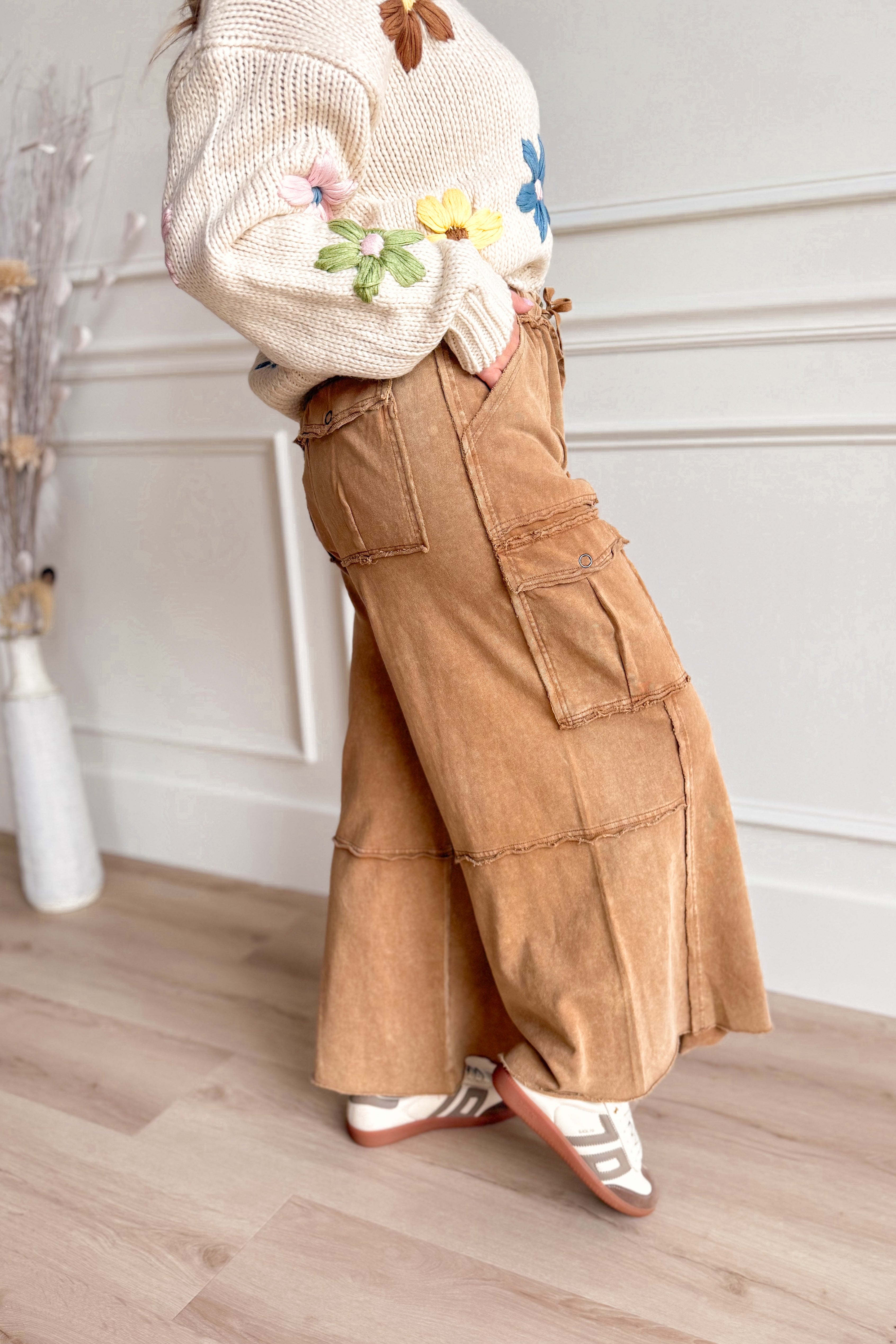 Mateo Mineral Washed Wide Leg Cargo Pants [S-3X] - Coremarkets