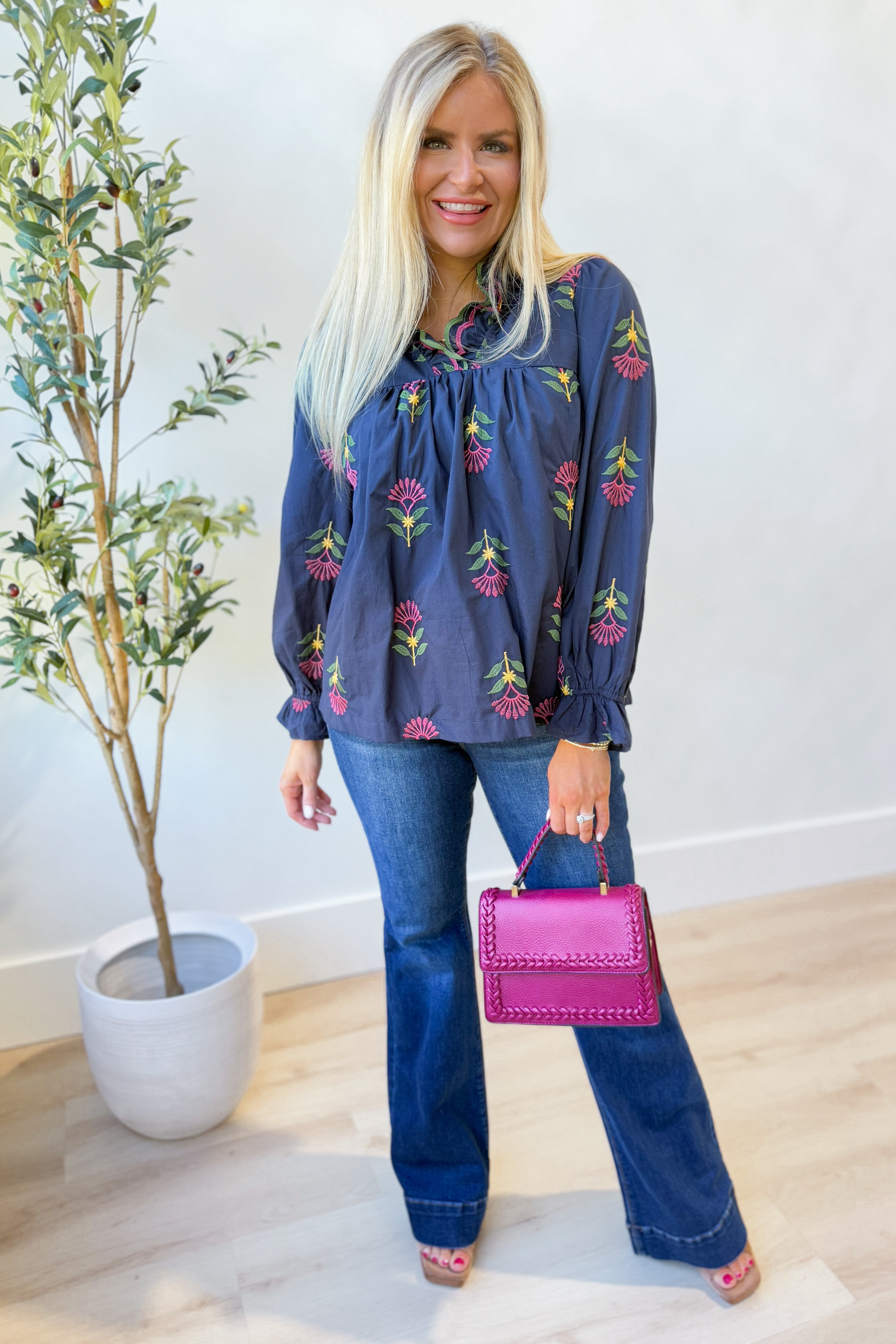 Tori Floral Scallop Trim Top - Coremarkets