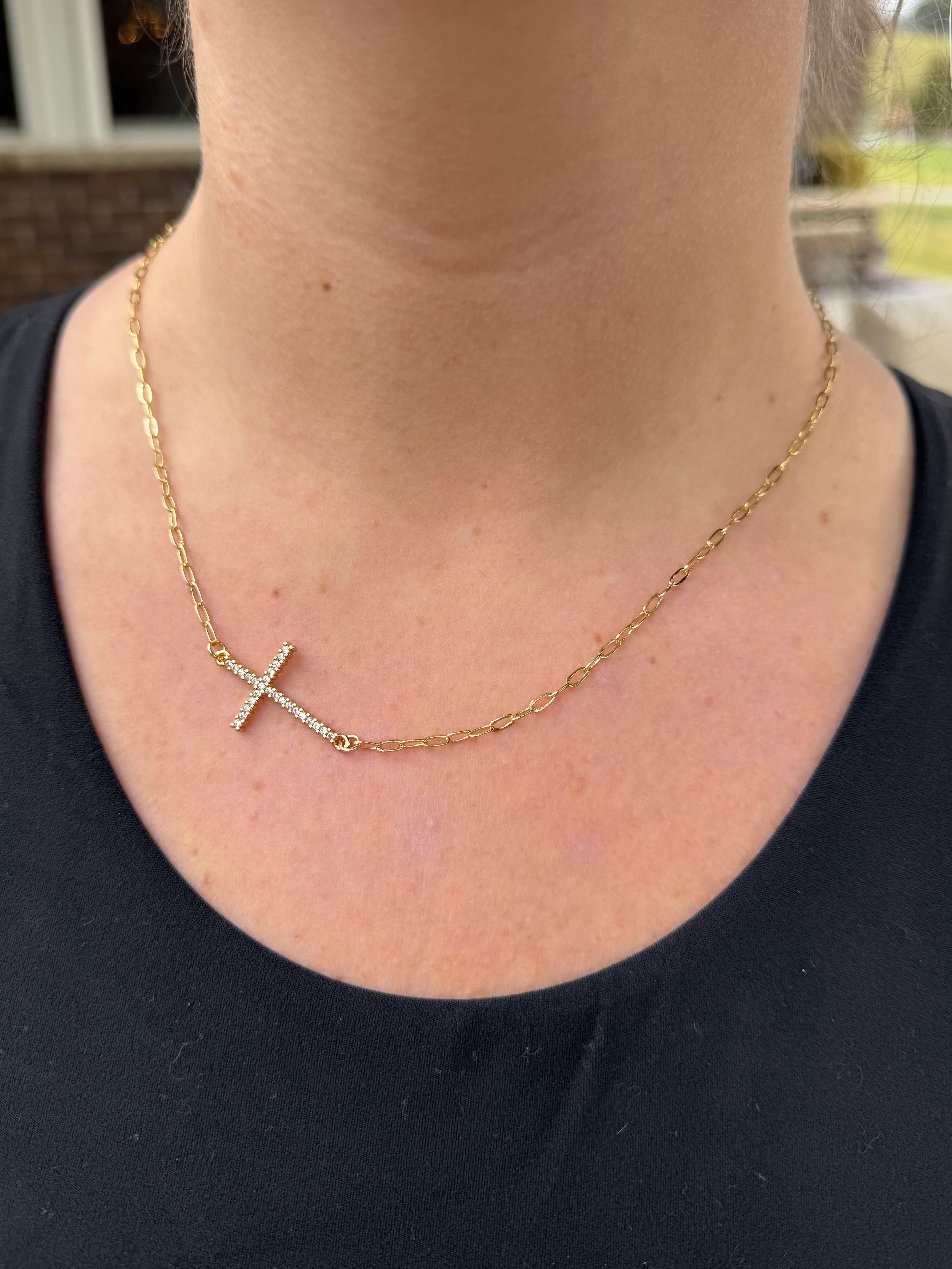 Treasure Jewels Side Cross Gold Necklace - Coremarkets