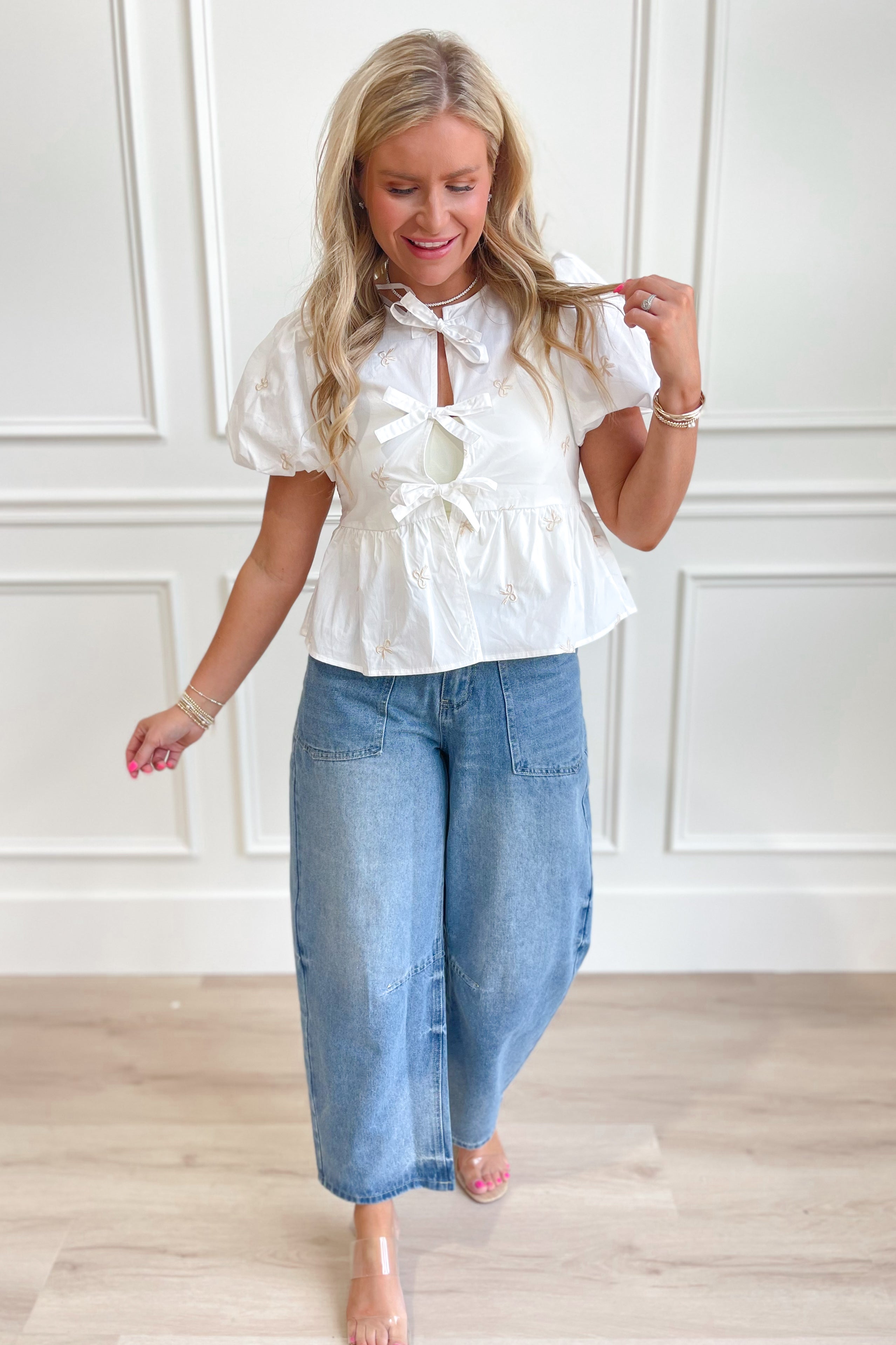 Karen Embroidered Bow Puff Sleeve Top - Coremarkets